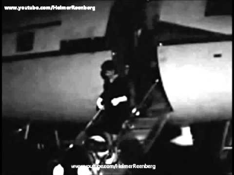 March 29, 1962 - Jacqueline Kennedy arriving home from London following trip to India and Pakistan