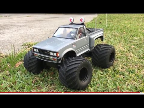 Vintage Marui Big Bear Datsun rc truck in action
