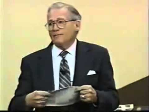 Bible Believers will be beheaded according to Quran?.الكتاب المقدس المؤمنين سوف يتم قطع الله عظيمة ؟