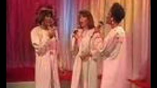 Three Degrees-Mercy Mercy Me (rare live version, acapella)