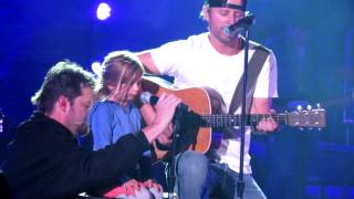Dierks and Evie Bentley - Thinking Of You