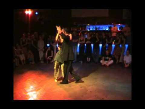  Horacio Godoy  and  Cecilia Garcia  are  dancing  to  the  tango  "  El Espiante  "