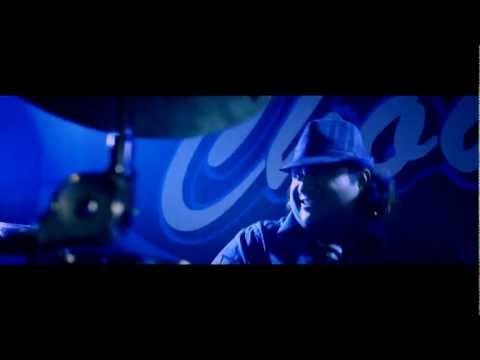 Malos Hábitos - Aquí Conmigo Video Oficial