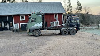 Volvo FH16 550 hook lift truck | Image 4 - Autoline