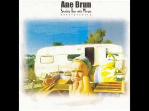 Videoclip de Humming One of Your Songs (Encore) — Ane Brun