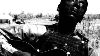 mississippi fred mcdowell -  I Heard Somebody Call