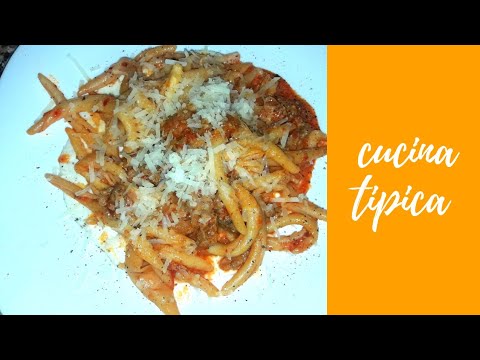 maccheroni con salsiccia,nduja ricetta calabrese