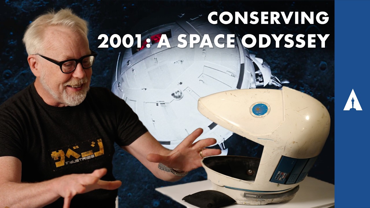 Miniature de la vidéo Adam Savage Learns How The Academy Preserved Legendary '2001: A Space Odyssey' Props du film 2001 : L'Odyssée de l'espace