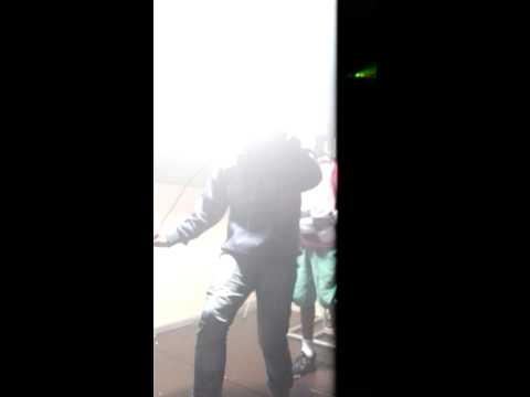 MC Chavinho - Ao Vivo ( Tango Tango ) DJ Nego