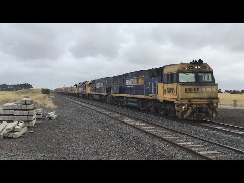 2MA5 Pacific National freight with NR95 NR98 AN8 at Gheringhap heading to Adelaide 4/1/2021
