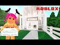 BUILDING A HOUSE ONLY USING MONEY I MADE WORKING FOR 15 MINUTES Welcome To Bloxburg