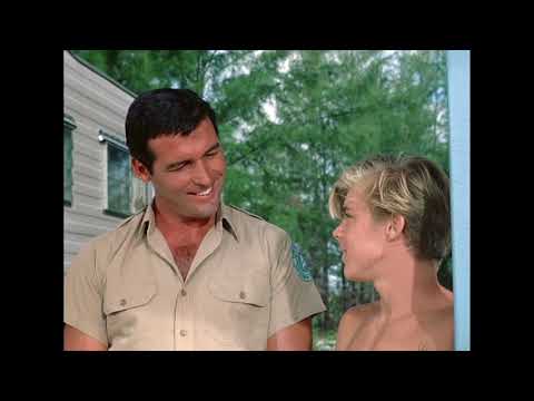 Flipper - Die komplette 1. Staffel | Jetzt auf DVD und Blu-ray | Fernsehjuwelen