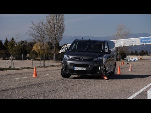 Citroën SpaceTourer 2016 – Maniobra de esquiva (moose test) y eslalon | km77.com