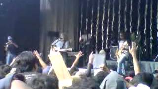 Download lagu iwan fals proyek 13,oni&frends 1 desember 2012 depok mp3