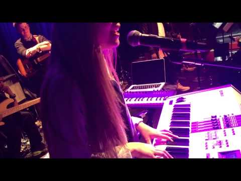 "Magic" Coldplay- ft Christine Smit- Women Of Essence (Cafe 939)