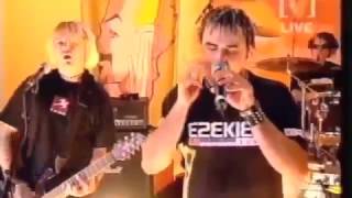 Superheist - 7 Years (Live Channel V 2003)