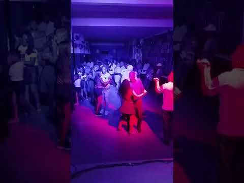 Forró top três ao vivo em Biroska Bar Mortugaba Bahia contato para show( 77) 9130-8441