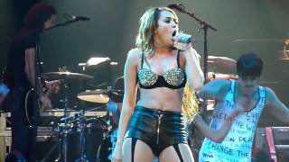 Miley Cyrus - Party In The USA HD - Live From Brisbane Australia