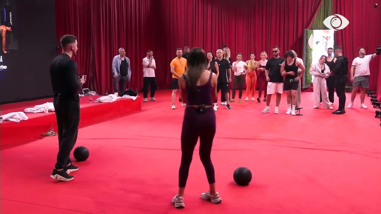 Të ndarë në grupe banorët fillojnë sfidën me stërvitje