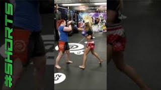Kickboxing Body-Kick Block demonstration thumbnail