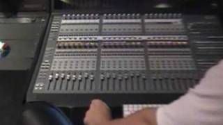 Domiflow Y Lender &amp; DJ IOP - En El Studio Gravando Quisiera Volar