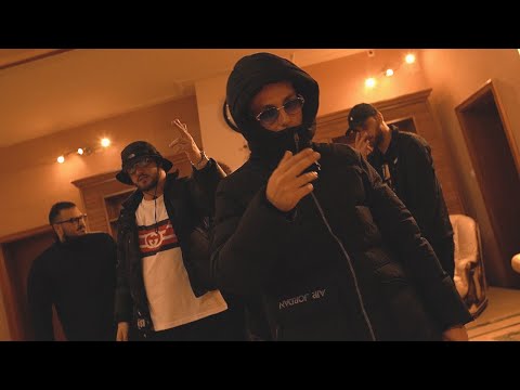 MFB - BlueCheese (Clip Officiel)