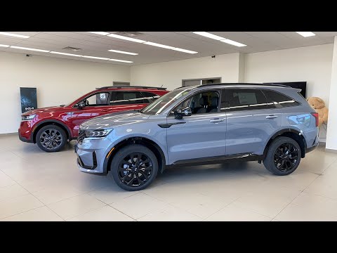 LIVE: 2021 Kia Sorento X-Line vs. EX.  Two popular trims compared in detail!