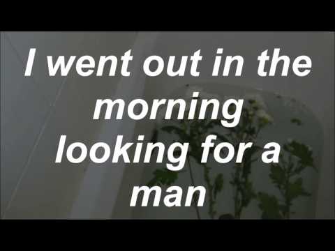 In Boxes - AURORA - Lyrics