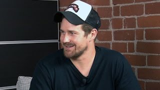 Lifetime's UnREAL Star Josh Kelly Digs Up the \