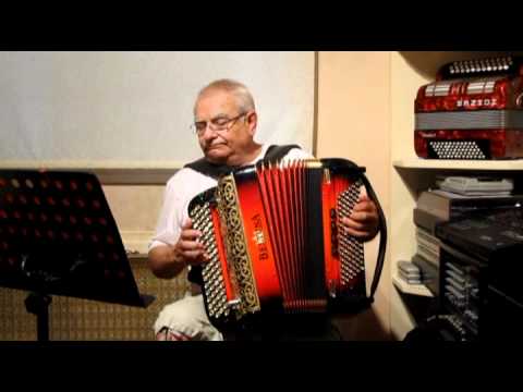 " BOHEMIENNE AUX YEUX NOIRS