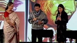Dev Anand gets Lifetime Achievement award video