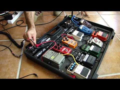 Fuente para pedales de guitarra