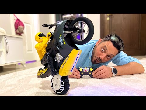 1 Wheel Revolution Stunt RC Motorbike in Action