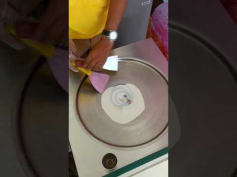 Live tawa ice Cream (chocolate)