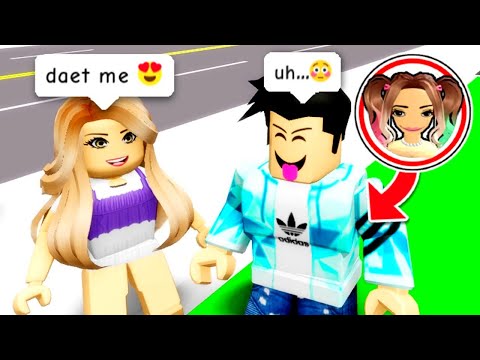 pretending to be a slender boy in ROBLOX BROOKHAVEN RP! 