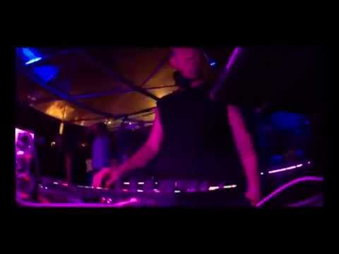 MARKANTONIO @ DOLCEVITA (2014) play The YellowHeads - Submerged (Original Mix) Alleanza