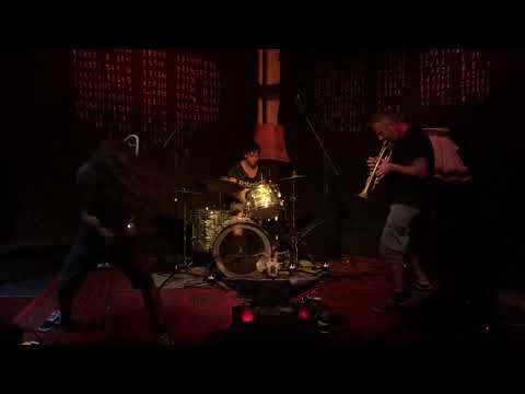 Ottone Pesante live im Trillke 10.09.2018 (Song 2)