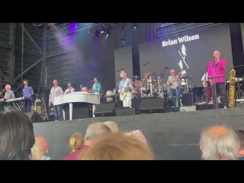 BRIAN WILSON Band Performs SURFER GIRL With Matt and Brian Singing Lead at the Tampa AMPA 6/28/2022