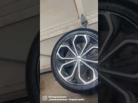 Ford Taurus sho rear pads installed #detailing #brakes #carmaintenance #shorts #ford