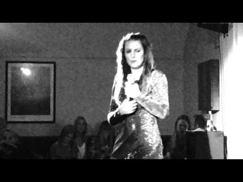 Vicky Jackson sings JessieJ's "Domino"