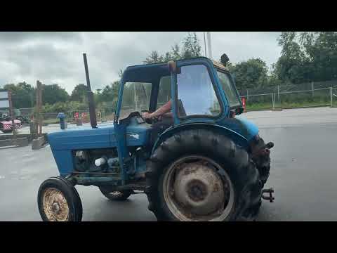 Video: Ford 3000 traktor 1
