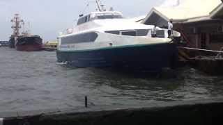 preview picture of video 'oceanjet2 and supercat 26  HD'
