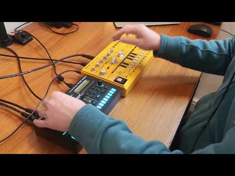 Roland TR-6S, Behringer TD-3 - Acid House Sessions Part 2