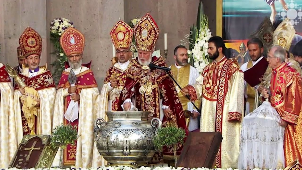 #Ուղիղ. Սրբալույս մյուռոնի օրհնությունը՝ Մայր Աթոռ Սուրբ Էջմիածնում