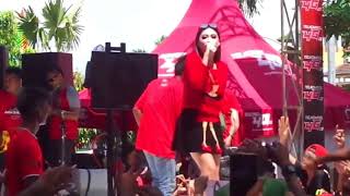 Move On  -  Goyang Bareng Nella Kharisma - Terbaru 2017