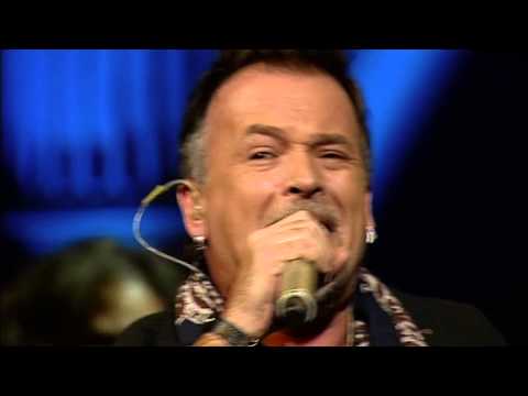 DOBRI LJUDI   GIBONNI VIP HNK BOZICNI KONCERT 2014