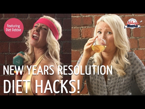 NEW YEARS RESOLUTION DIET HACKS | Smart WEIGHT LOSS, FITNESS & CLEAN EATING Goals | Diet Debbie