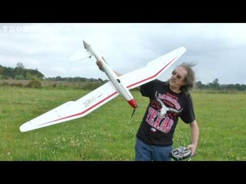 JEFF FLYING HIS RC "MINI MOA" - "DEANOMOA" EPO EP GLIDER AT SPOCKFEST - 2014