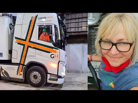 NO FUEL UK,A DAY ON RUBBISH COLLECTION,ADVENTURES OF TRUCKER LINA Ep 2