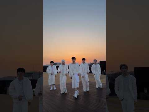 'Curious' OUT NOW 🎧 #AND2BLE #앤더블#AND2BLE_Curiosity #AND2BLE_Curious